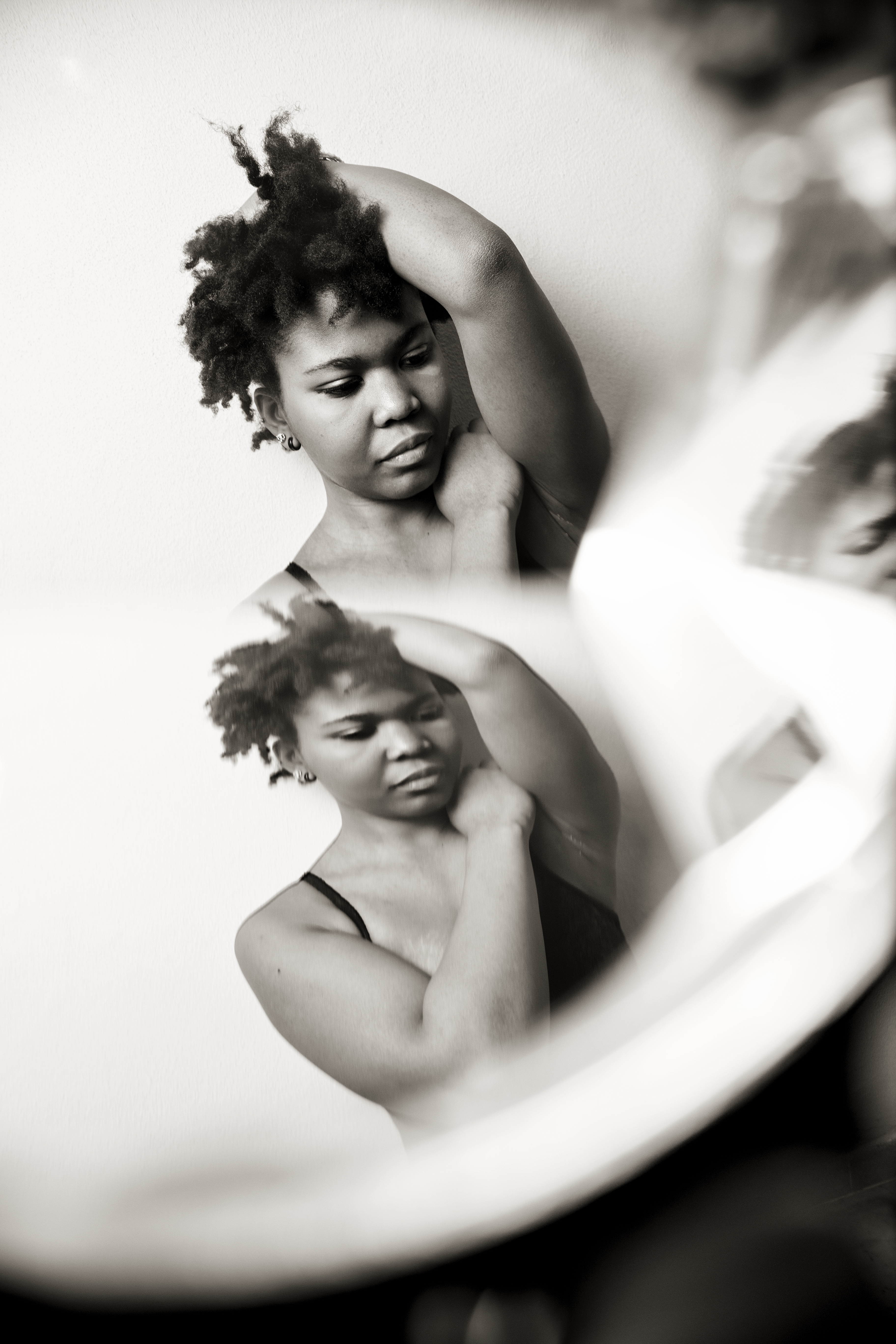 INTERPOSTO — pagina 07, fotografia B&N strutture, Matteo Groppi